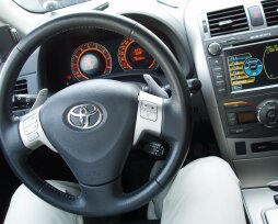 Мультируль для автомобиля Toyota Corolla