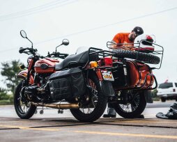 Правила перевозки детей на мотоцикле: требования и рекомендации