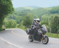 Штраф за перевозку пассажира на мотоцикле без стажа в 2 года