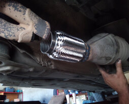 Замена гофры глушителя Volkswagen Passat — инструкция