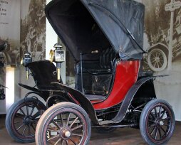 История автомобильного производителя Columbia: где был основан, что выпускал