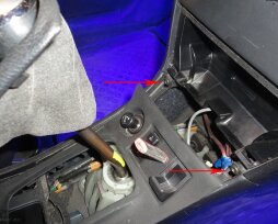 Как отрегулировать рычаг стояночного тормоза «Тойоты Короллы»