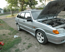 Машина ВАЗ 2108-2115 сама газует на холостом ходу – причины и способы устранения проблем