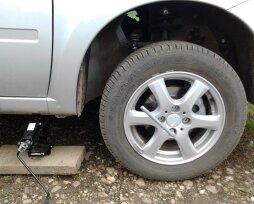 Инструкция: как поменять колеса на «Ладе Гранте»