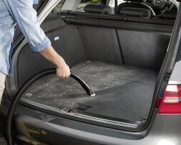 Правильная чистка багажника автомобиля – решение частых проблем
