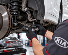 Ремонт подвески Kia: диагностика и замена шаровой опоры на Kia Rio 3