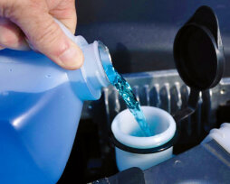 ТОП-9 лучших незамерзаек для авто