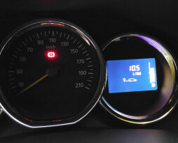 Бортовой компьютер на «Рено Сандеро Степвей»: обзор лучших моделей