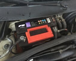 Как открыть Пассат Б5 при севшем аккумуляторе