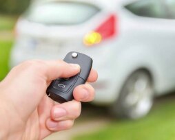 Спутниковая защита от угона автомобиля: описание видов и установка