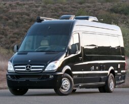 Особенности ремонта и обслуживания микроавтобусов Мерседес и Фольксваген