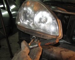 Как снять фару Лада Приора своими руками — пошаговая инструкция