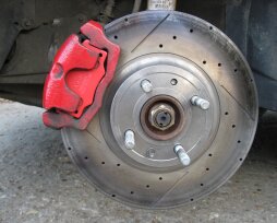 Тормозные диски на «Лада Калина Спорт»: виды, особенности, характеристики