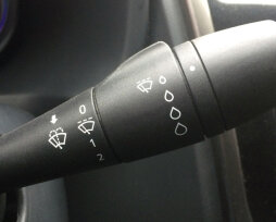 Режимы дворников «Рено Логан» — описание, как включить