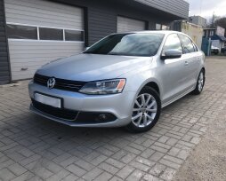 Что говорят владельцы о Volkswagen Jetta 2012 года выпуска