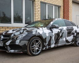 Что такое винил на машину, нужно ли обклеивать автомобиль пленкой