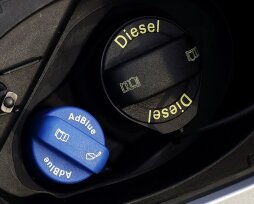 Что такое AdBlue: зачем нужна мочевина в дизельных авто