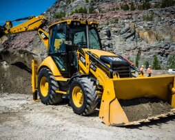 История бренда Caterpillar: основание марки, производство спецтехники