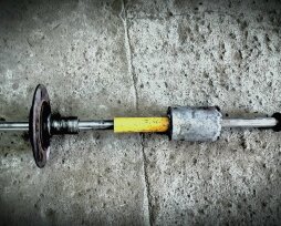 Как сделать обратный молоток своими руками из амортизатора