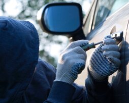 Какая защита авто от угона лучшая: ТОП-7 популярных противоугонных механизмов