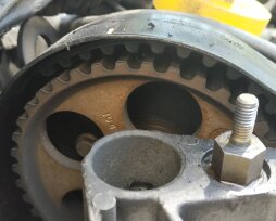 Гнет ли клапана на Ладе Гранте 8 клапанов при обрыве ремня ГРМ — последствия