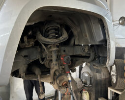 Замена амортизаторов Volkswagen Amarok — когда требуется, как заменить своими руками