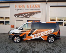 На каких условиях можно размещать рекламу на автомобилях и что грозит за нарушение статьи 14.38 КоАП РФ