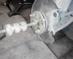 Как сделать обратный молоток для снятия ступицы своими руками