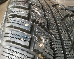 Зимняя резина Kumho I Zen RV Stud KC16: характеристики, типоразмеры, плюсы и минусы