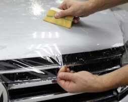 Какая пленка лучше для бронирования автомобиля: ТОП-7 вариантов