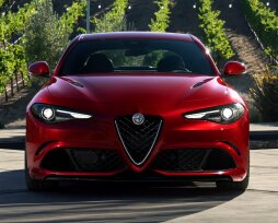 «Альфа Ромео»: страна-производитель, история, значение эмблемы