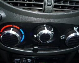 Как правильно называются крутилки, переключатель и регулятор на печке авто