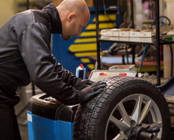 Нужно ли делать балансировку колес при смене резины, зимней на летнюю, летней на зимнюю