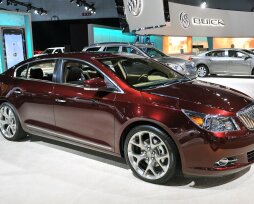 История марки «Бьюик», значок, модельный ряд