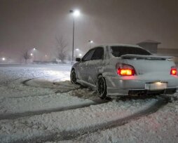 Особенности аренды авто в зимний период