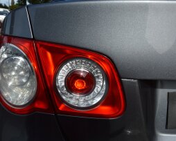 Фонарь на багажник автомобиля: типы фонарей, варианты монтажа