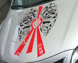 Наклейка на машину японская