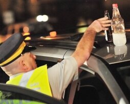 Допуск к управлению транспортным средством водителя, находящегося в состоянии опьянения либо не имеющего права управления транспортным средством