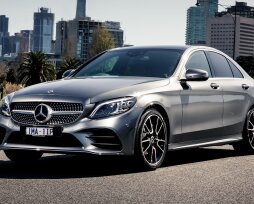 Ремонт двигателя Mercedes: как сделать самый важный ремонт премиальных автомобиле в Москве с гарантиями