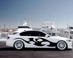 Наклейки на авто под лак: виды, процедура покрытия, 5 лучших вариантов