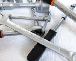 Как выбрать недорогой набор инструментов для автомобиля, лучшие недорогие наборы инструментов для авто