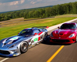 Значки спортивных машин