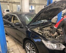 Где лучше всего ремонтировать Тойота Камри: варианты и советы по выбору качественного сервиса