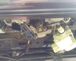 Не открывается багажник Фольксваген Поло — причины, что делать