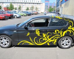 Виниловые автонаклейки, виды и места декорирования, лучшие производители