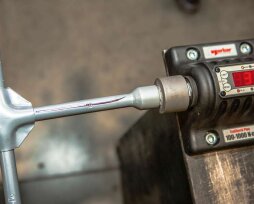 Как выбрать баллонный ключ для автомобиля: рейтинг 5 лучших баллонных ключей для грузовых и легковых авто