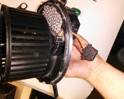 Причины неисправностей, ремонт и замена мотора отопителя в Пассате