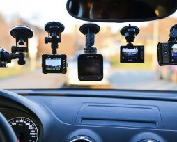 Автомобильные видеорегистраторы — виды и советы по выбору