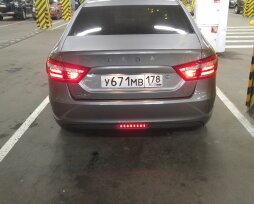 Меняем неисправные габариты на «Ладе Весте»