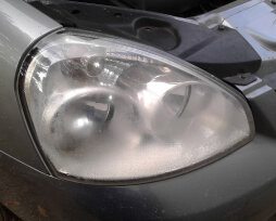 Потеет фара на Лада Приора — причины неисправности, как решить проблему